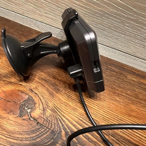 Garmin Nuvi 205 GPS Bundle Suction Cup Holder /Car Charging Adapter Tested READ - Picture 7 of 9